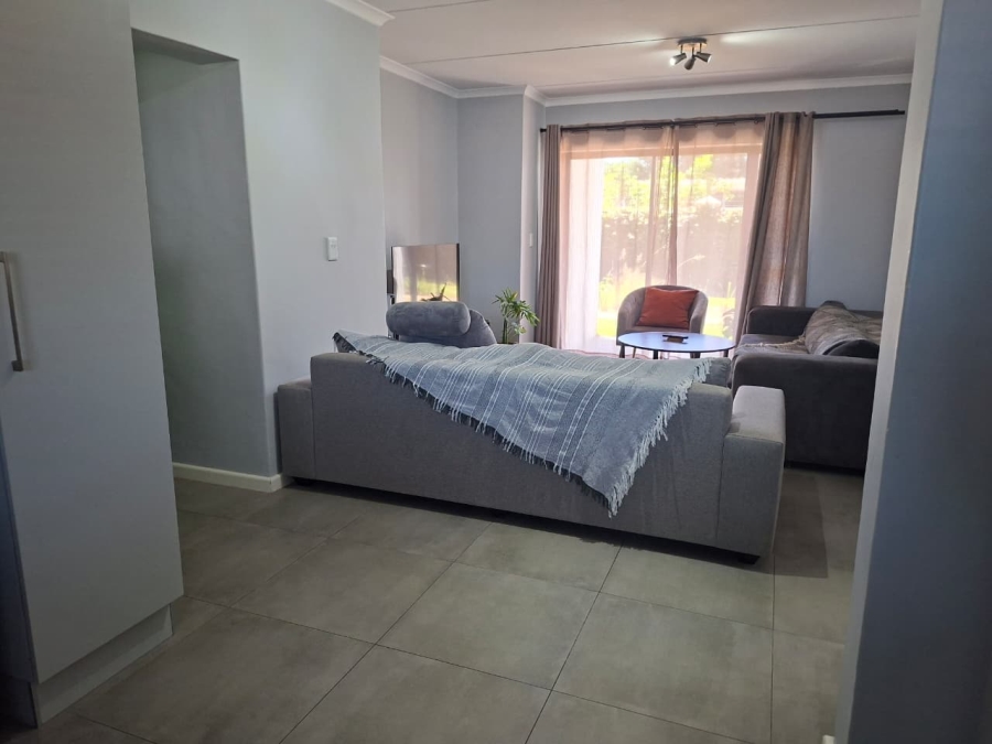 To Let 2 Bedroom Property for Rent in Burgundy Estate Western Cape